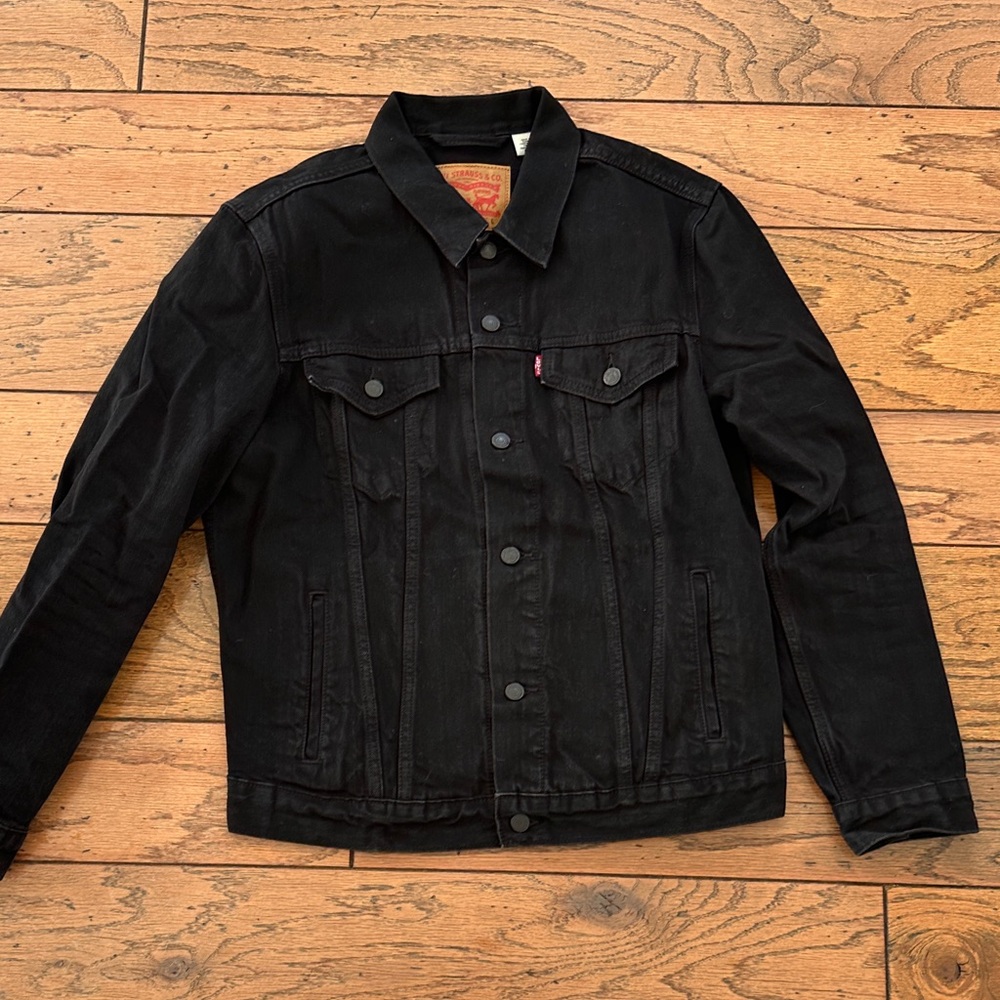 Levi's Black Denim Trucker Jacket - Men's Lightweight Shirt Jacket
